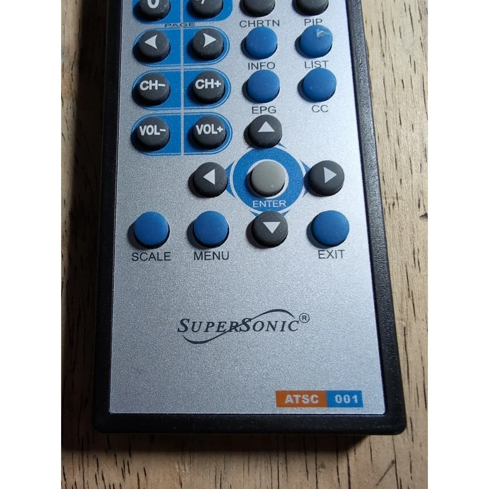 8KK63 ‎ SUPERSONIC REMOTE CONTROL, NEW BATTERY, VERY GOOD CONDITION